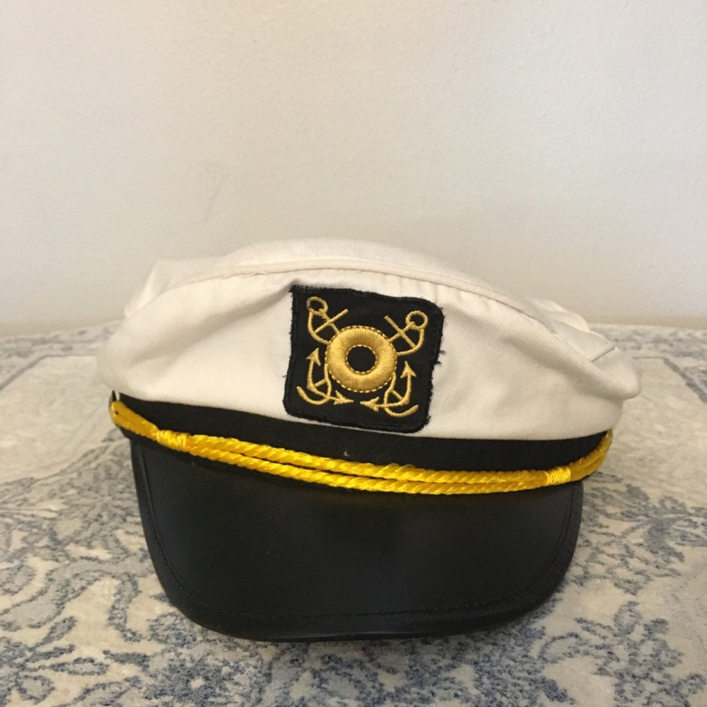 Captain’s hat